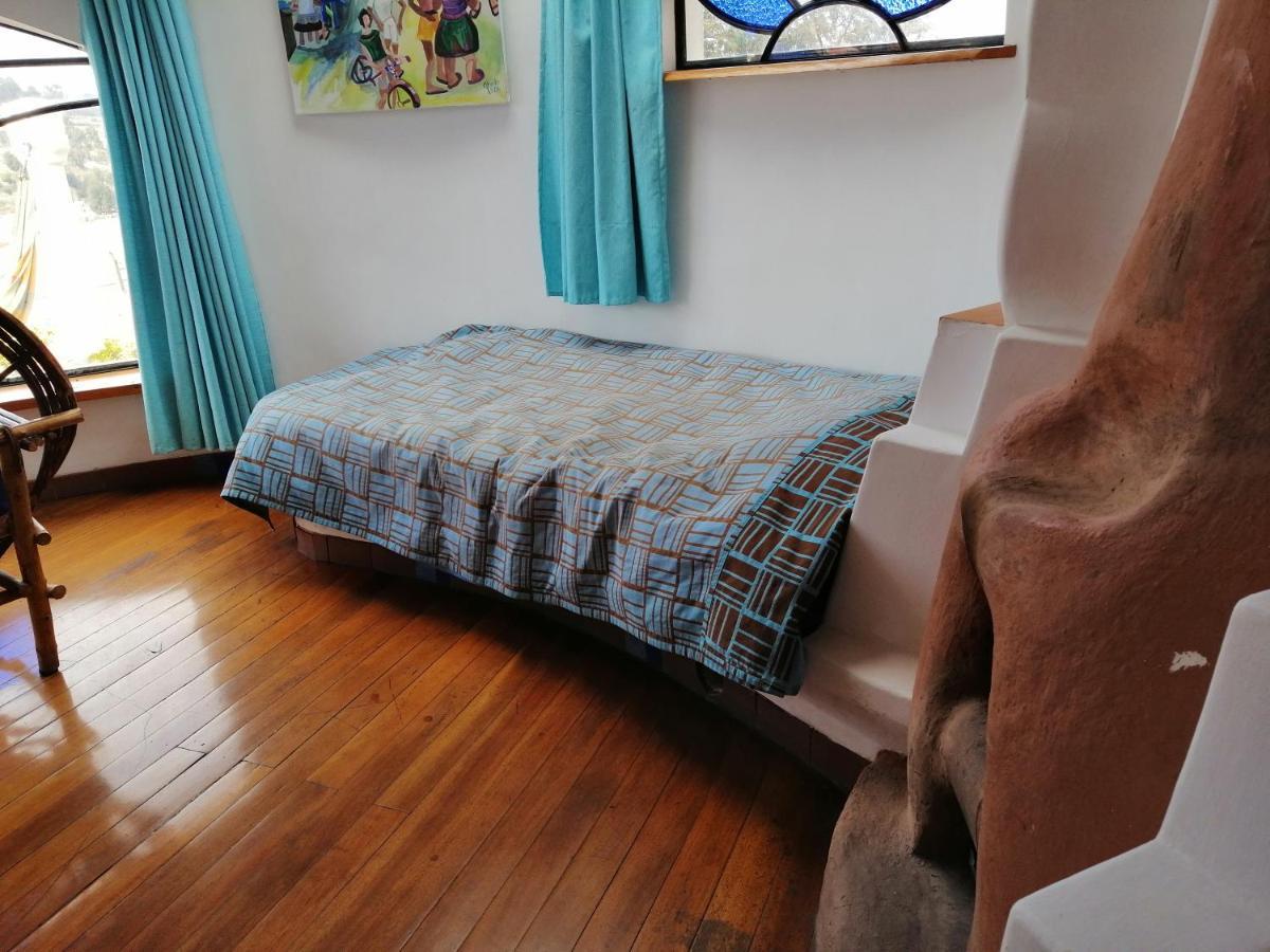 Hostal Las Olas Copacabana  Esterno foto